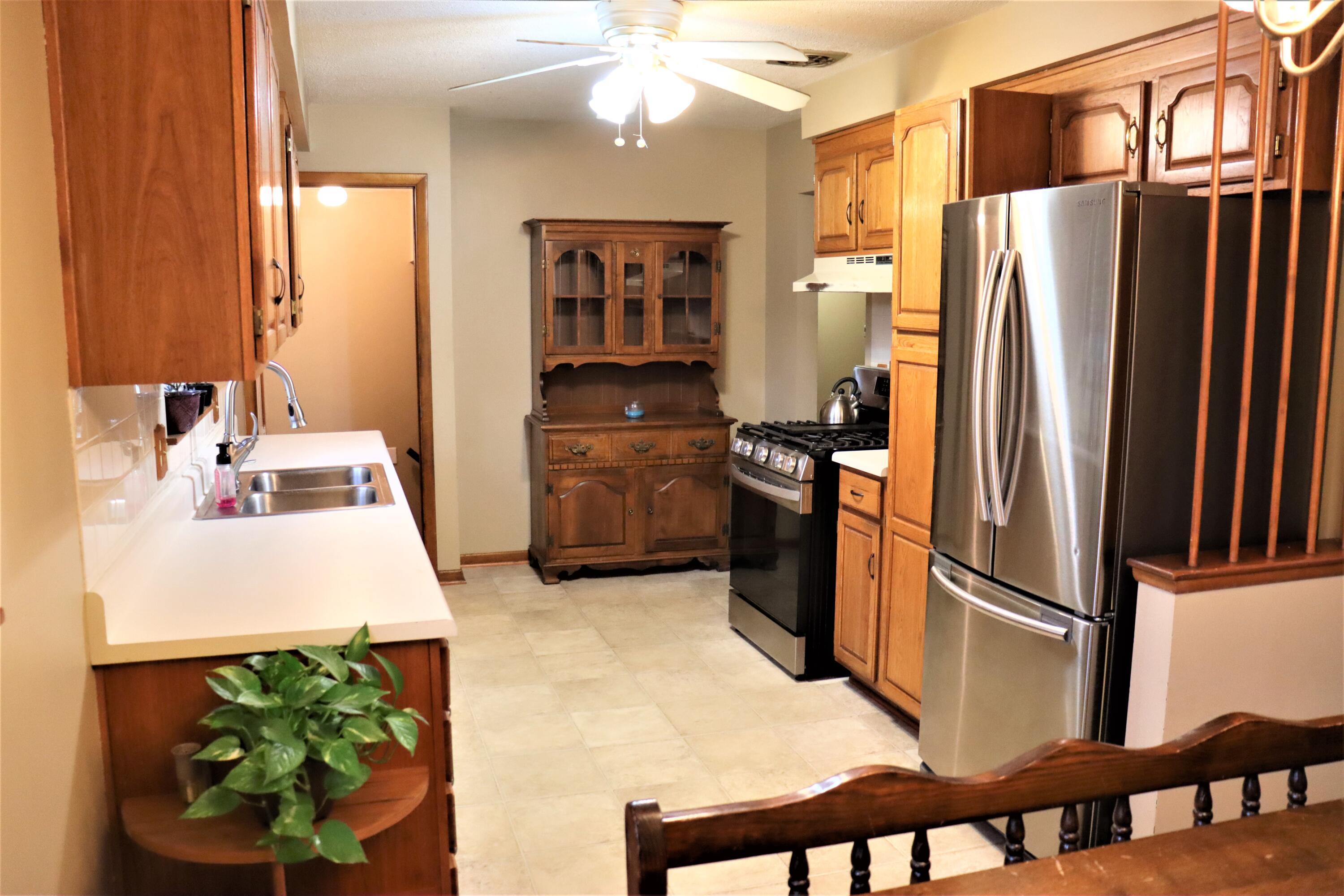 4463 Midvale Road Columbus, OH 43224 - Photo 3 of 34 Gallery Image 3