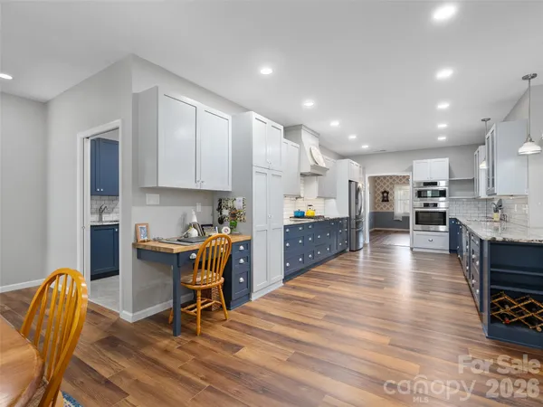 $935,000 | 33 Freedom Drive, Waynesville, NC 28786