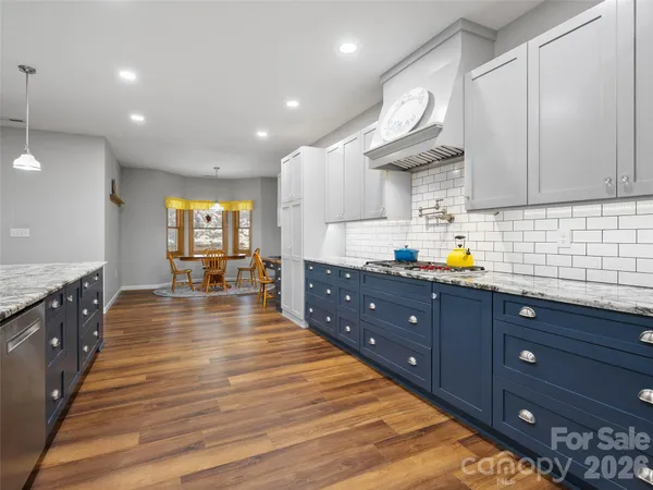 $935,000 | 33 Freedom Drive, Waynesville, NC 28786