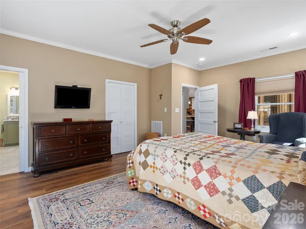 $935,000 | 33 Freedom Drive, Waynesville, NC 28786