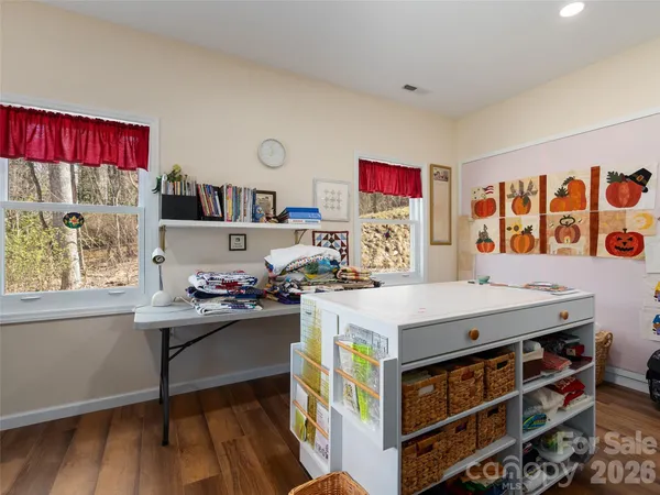 $935,000 | 33 Freedom Drive, Waynesville, NC 28786