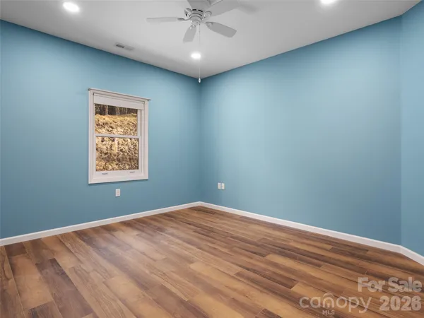 $935,000 | 33 Freedom Drive, Waynesville, NC 28786