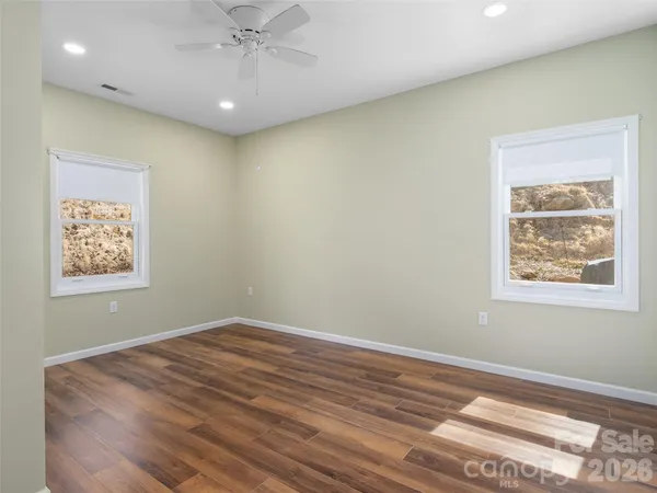 $935,000 | 33 Freedom Drive, Waynesville, NC 28786