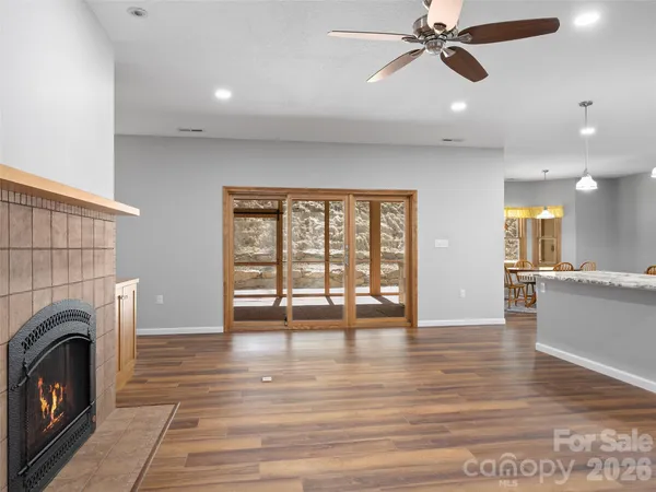$935,000 | 33 Freedom Drive, Waynesville, NC 28786