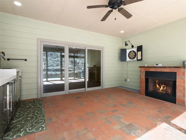 $935,000 | 33 Freedom Drive, Waynesville, NC 28786