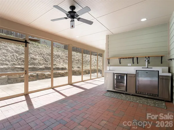 $935,000 | 33 Freedom Drive, Waynesville, NC 28786