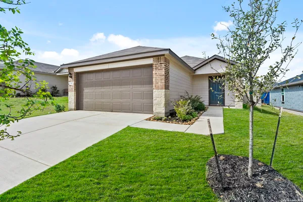 $215,000 | 308 Cottonmouth Lane, Seguin, TX 78155