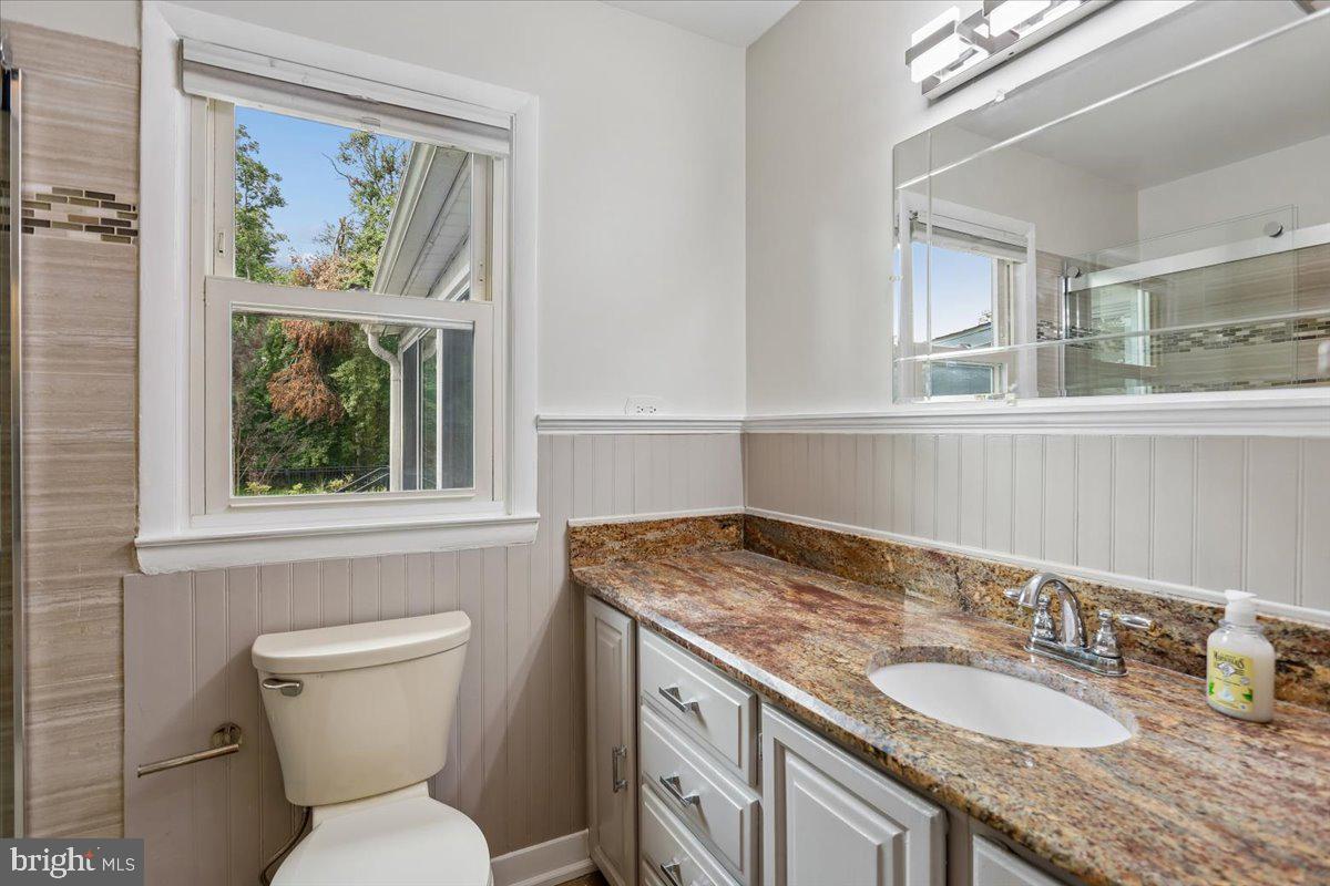 833 Meadow Road Severn, MD 21144 - Photo 24 of 46 Bathroom - Main Floor