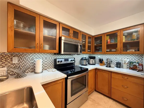 $2,399 | 15405 North Miami Lakeway, Unit 207, Miami Lakes, FL 33014