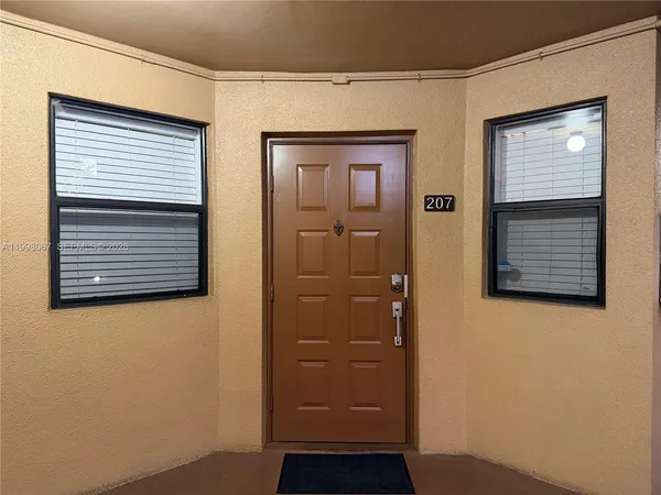 $2,399 | 15405 North Miami Lakeway, Unit 207, Miami Lakes, FL 33014