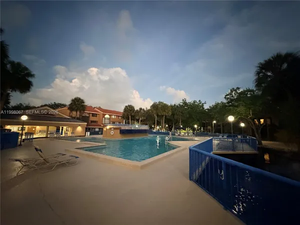 $2,399 | 15405 North Miami Lakeway, Unit 207, Miami Lakes, FL 33014