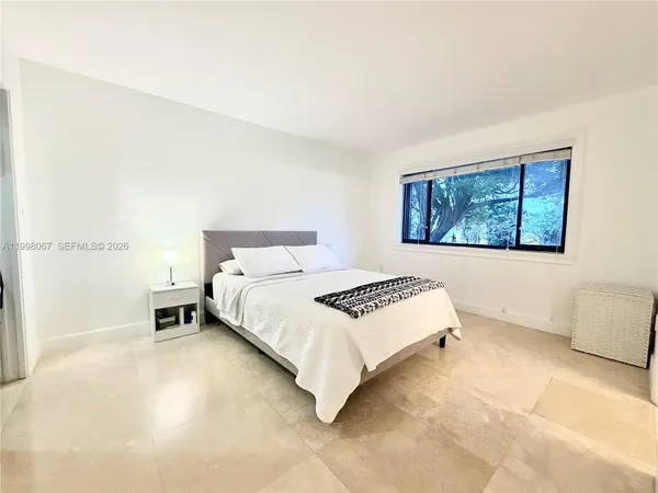 $2,399 | 15405 North Miami Lakeway, Unit 207, Miami Lakes, FL 33014