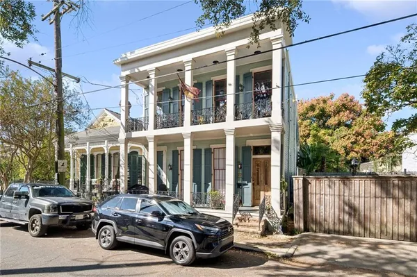 $285,000 | 2217 Laurel Street, Unit 2, New Orleans, LA 70130