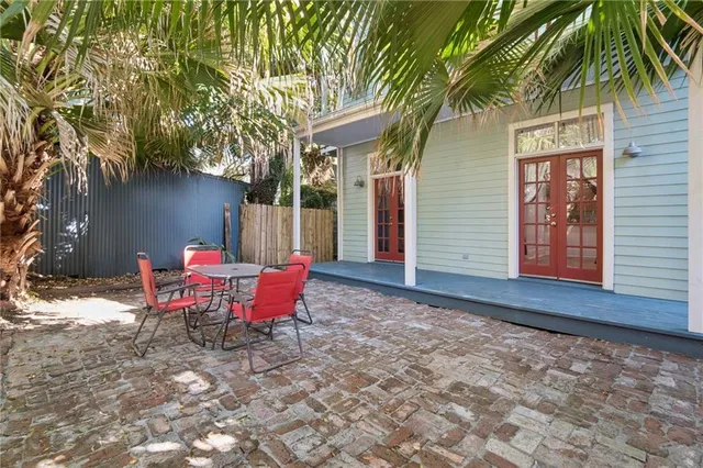 $295,000 | 2217 Laurel Street, Unit 2, New Orleans, LA 70130