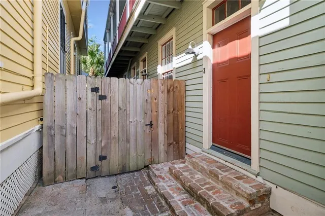 $295,000 | 2217 Laurel Street, Unit 2, New Orleans, LA 70130
