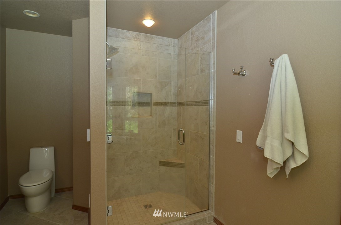17745 Case Road Southwest Rochester, WA 98579 - Photo 13 of 25