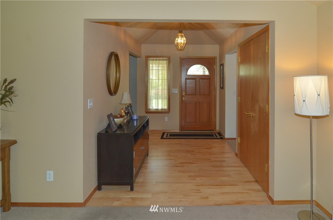 17745 Case Road Southwest Rochester, WA 98579 - Photo 10 of 25