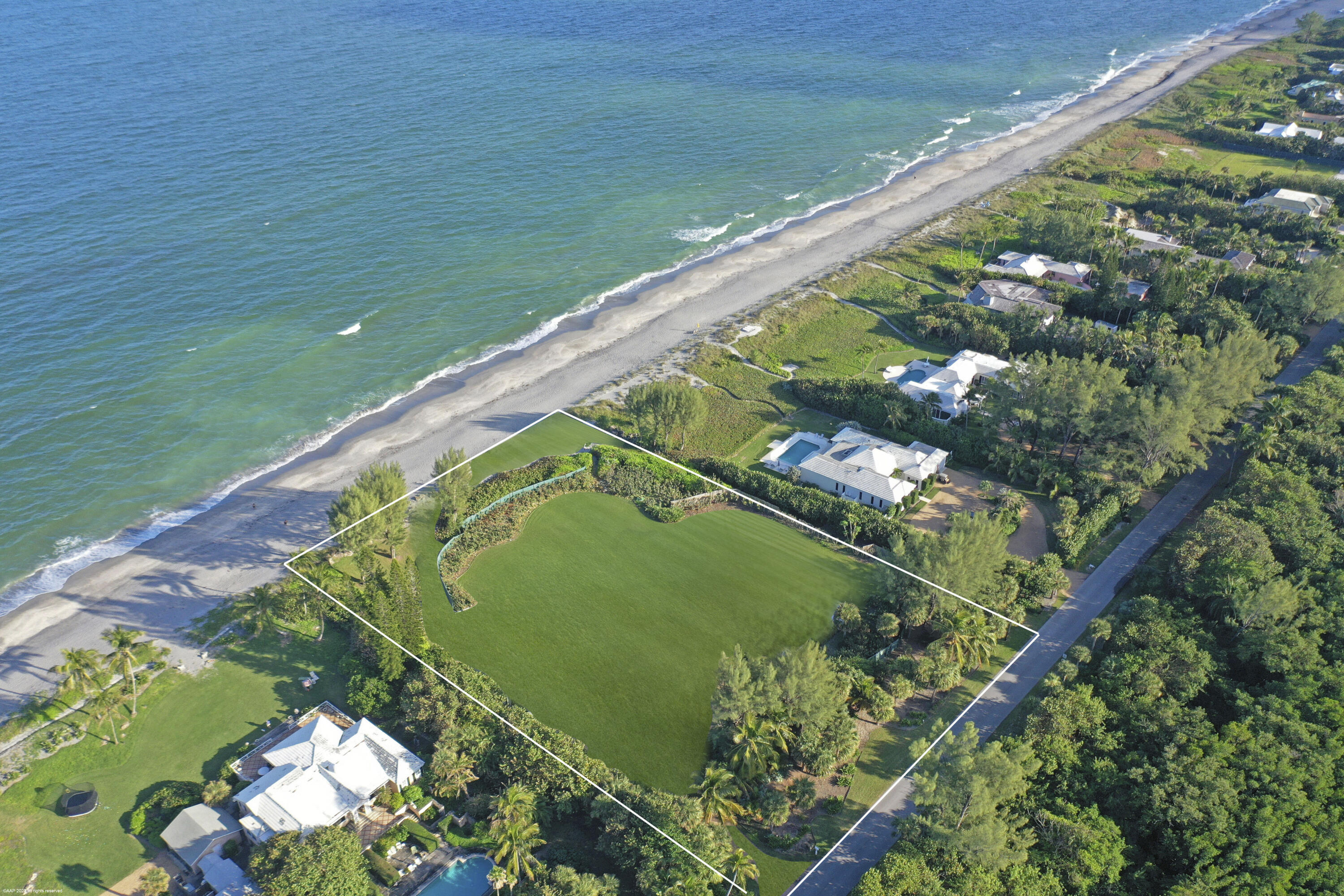 67 North Beach Road Jupiter Island, FL 33455 - Photo 12 of 18 67 N Beach Rd 004a