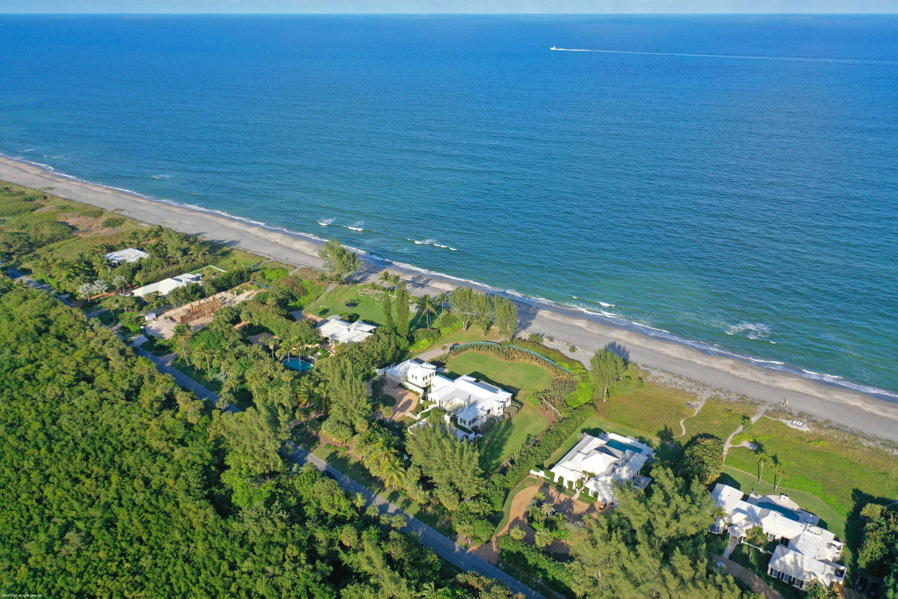 67 North Beach Road Jupiter Island, FL 33455 - Photo 3 of 18 67 N Beach Rd 005