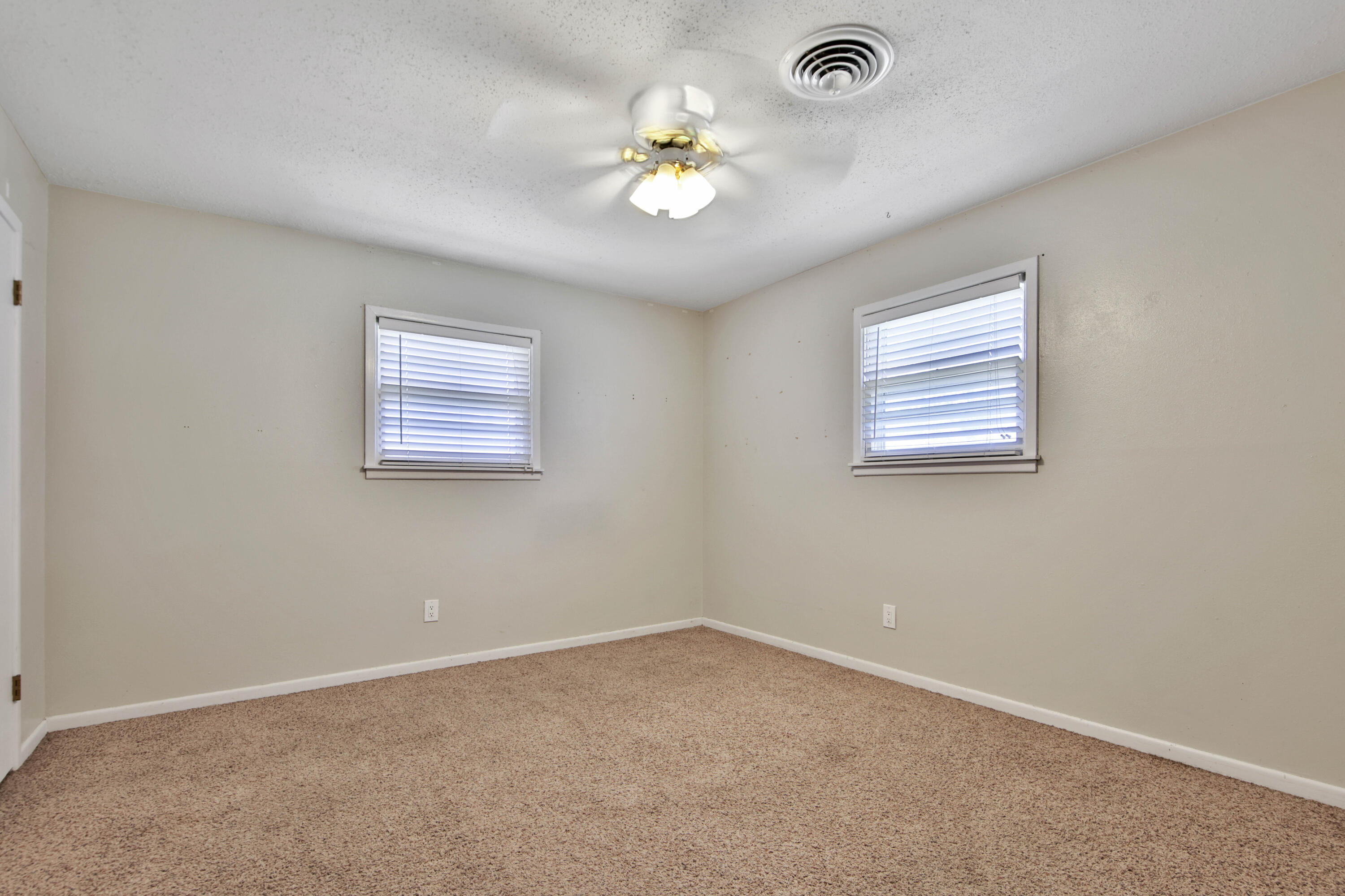 4317 31st Street Lubbock, TX 79410 - Photo 24 of 34 IMG_9847