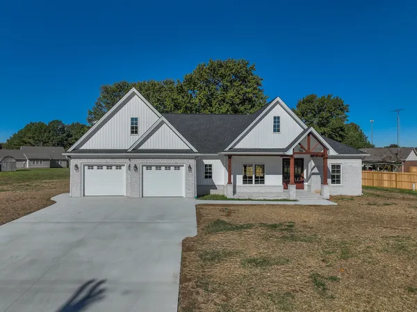 $649,900 | 1365 Massac Church Road, Paducah, KY 42001