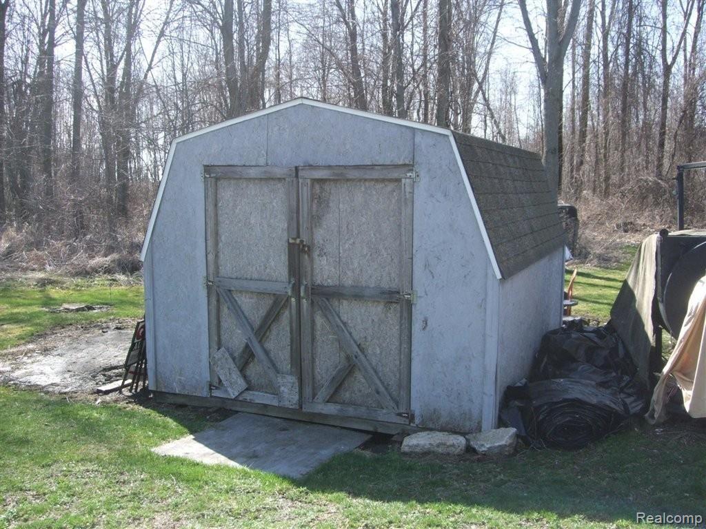 100 Henderson Road Sandusky, MI 48471 - Photo 14 of 22 DSCF9819.JPG