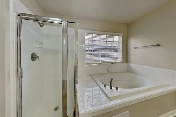 $2,225 | 8306 Lake Crystal Drive, Houston, TX 77095