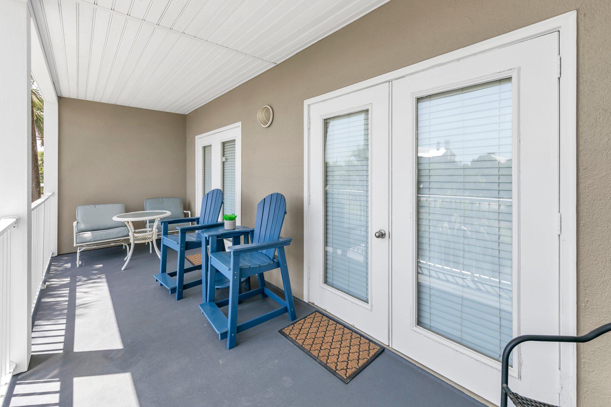 144 Spires Lane, Unit 202 Santa Rosa Beach, FL 32459 - Photo 22 of 31 a view of a livingroom with furniture and window