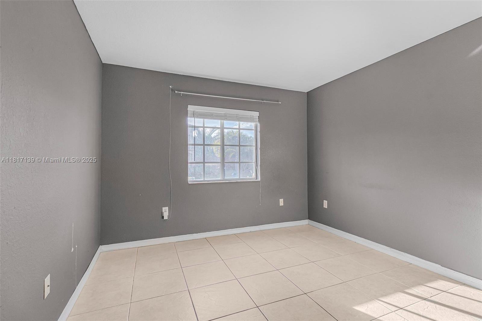 21403 Southwest 89th Place Cutler Bay, FL 33189 - Photo 15 of 23