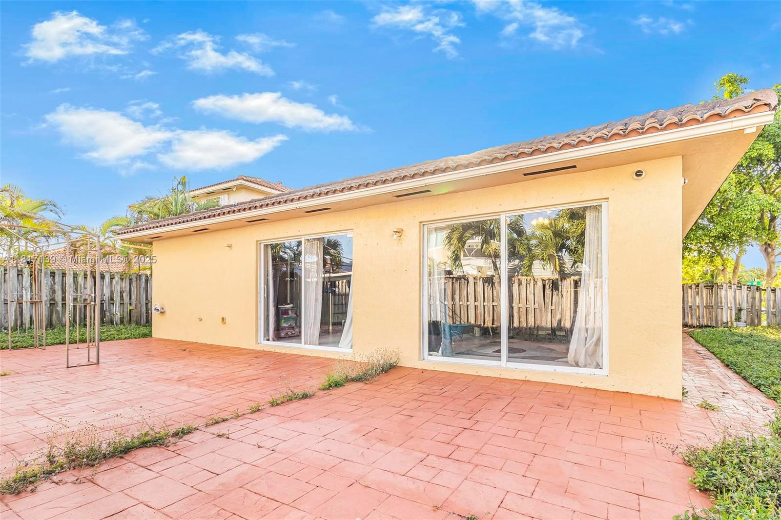 21403 Southwest 89th Place Cutler Bay, FL 33189 - Photo 18 of 23