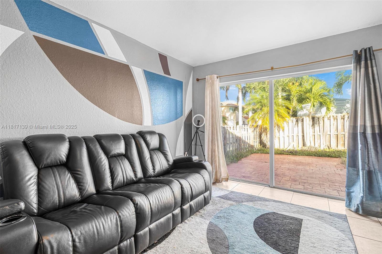 21403 Southwest 89th Place Cutler Bay, FL 33189 - Photo 7 of 23