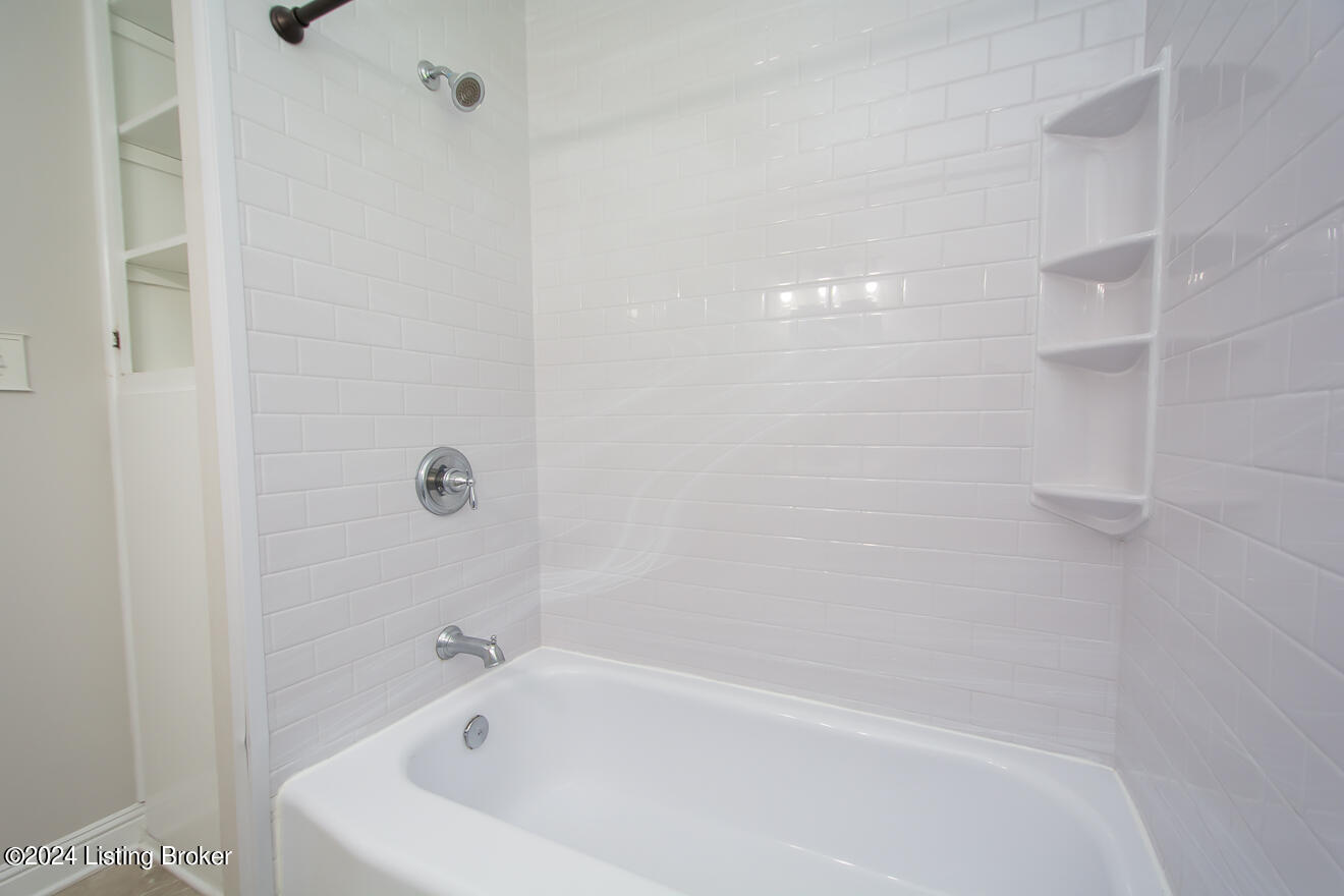 1906 Millgate Road Louisville, KY 40223 - Photo 27 of 34 Bath View 2