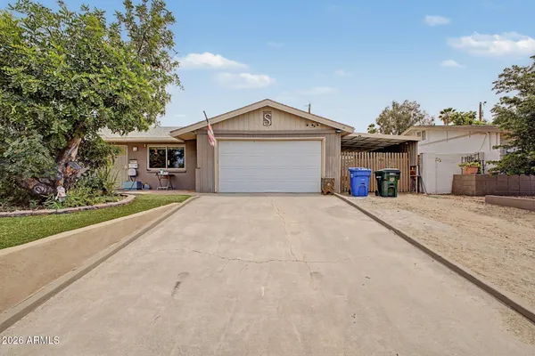 $430,000 | 2207 East Acoma Drive, Phoenix, AZ 85022