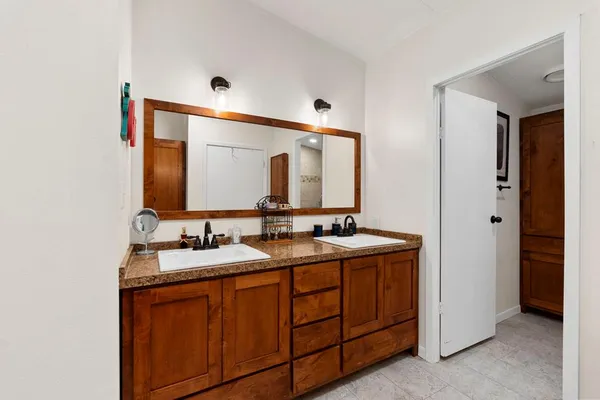 $399,000 | 166 Elm Shores Drive, Lakehills, TX 78063