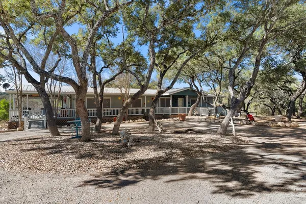 $399,000 | 166 Elm Shores Drive, Lakehills, TX 78063