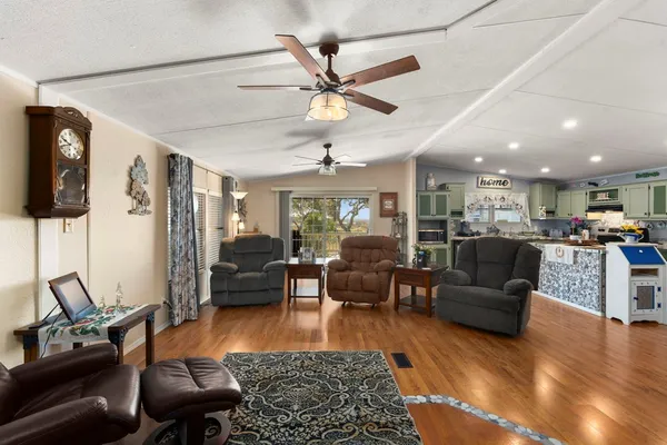 $399,000 | 166 Elm Shores Drive, Lakehills, TX 78063