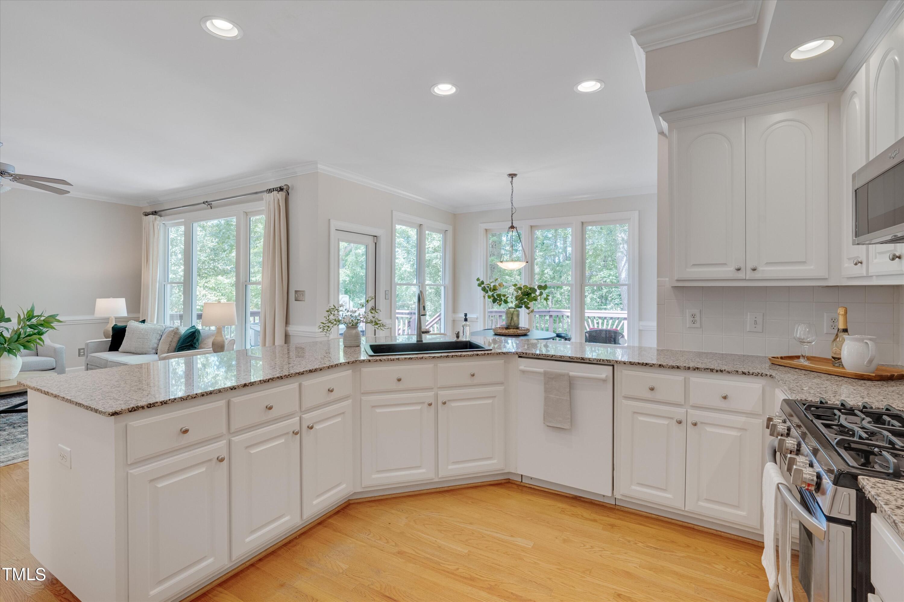 116 Ashworth Drive Durham, NC 27707 - Photo 5 of 60 18-116 Ashworth Drive -10