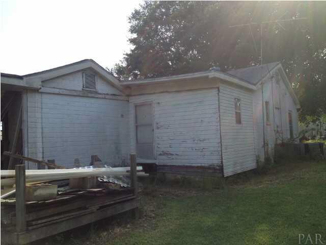 5850 Arthur Brown Road Walnut Hill, FL 32568 - Photo 17 of 19 Gallery Image 17