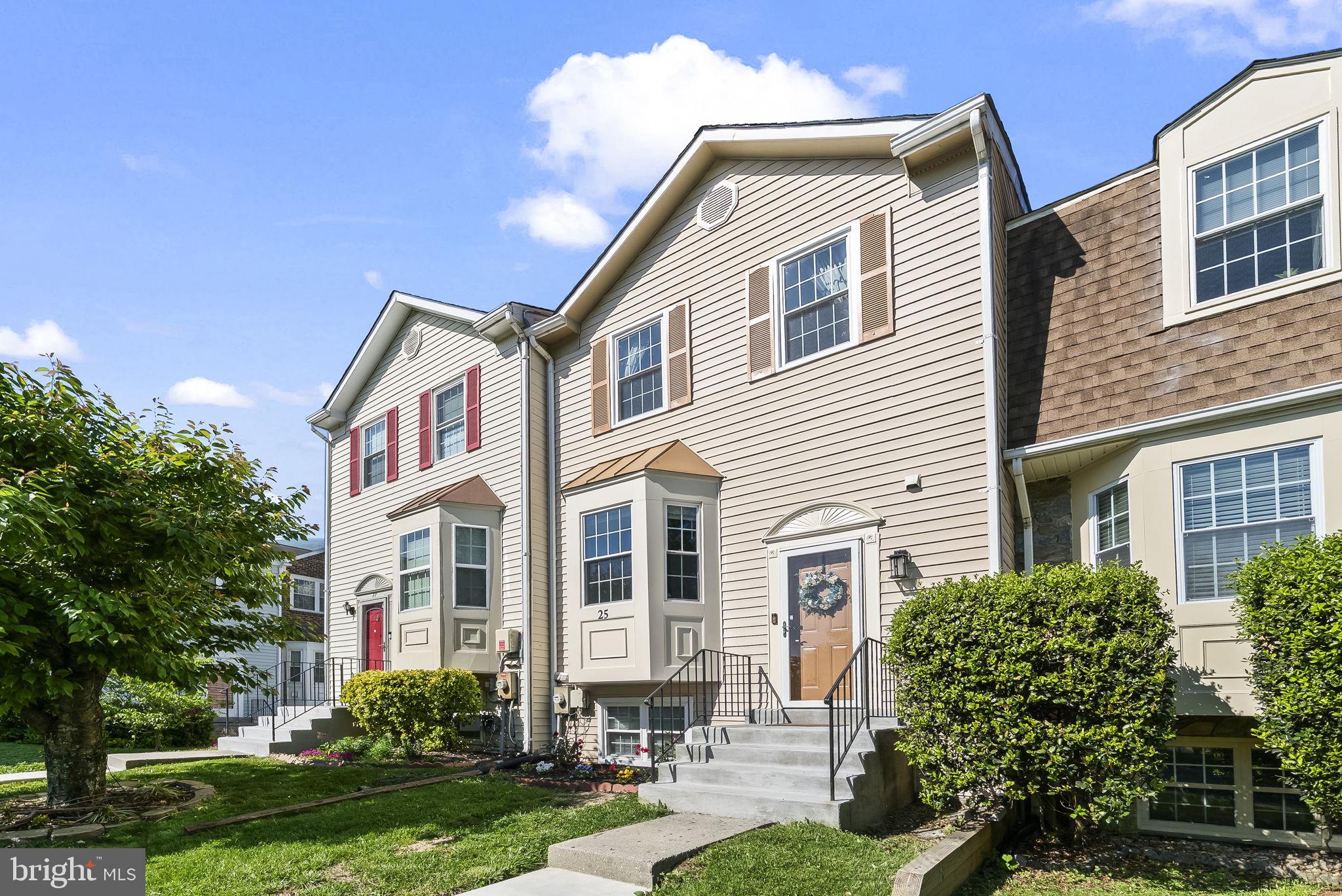 25 Hunters Gate Court Silver Spring, MD 20904 - Photo 2 of 32 Gallery Image 2