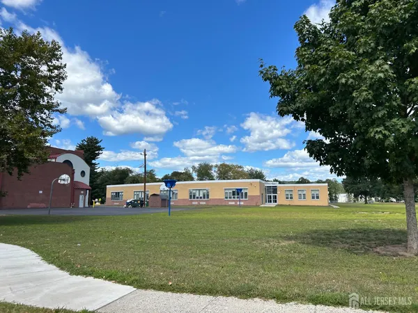 $459,000 | 310 Howard Avenue, Middlesex, NJ 08846