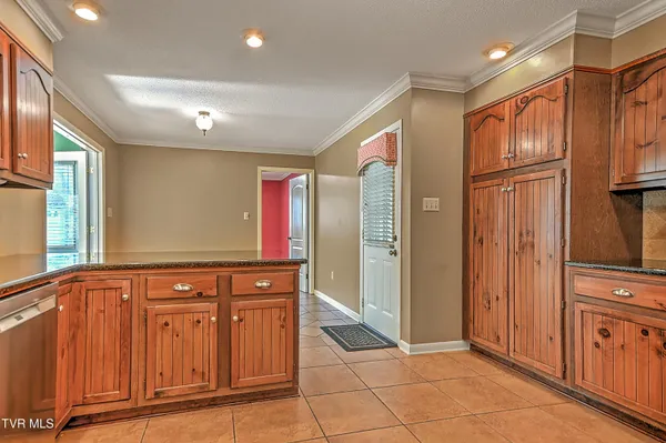 $519,900 | 2704 Suffolk Street, Kingsport, TN 37660