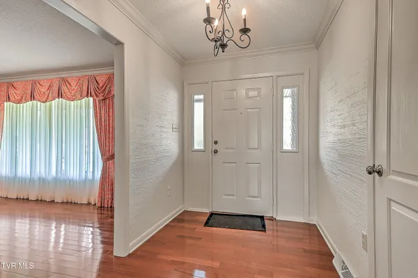 $519,900 | 2704 Suffolk Street, Kingsport, TN 37660