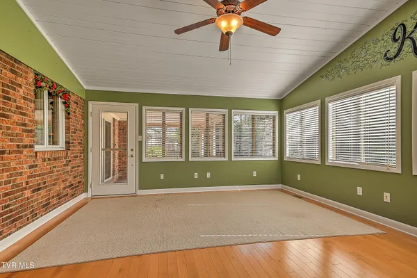 $519,900 | 2704 Suffolk Street, Kingsport, TN 37660