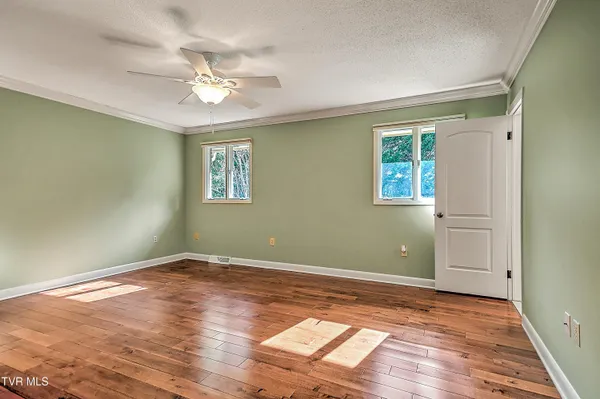 $519,900 | 2704 Suffolk Street, Kingsport, TN 37660