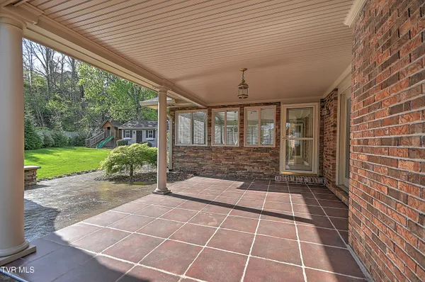 $519,900 | 2704 Suffolk Street, Kingsport, TN 37660