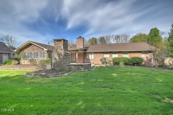 $519,900 | 2704 Suffolk Street, Kingsport, TN 37660