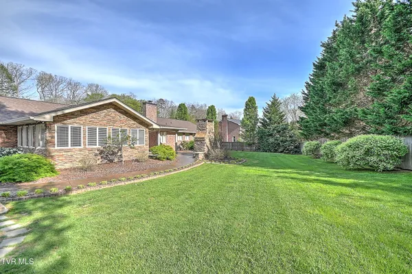 $519,900 | 2704 Suffolk Street, Kingsport, TN 37660