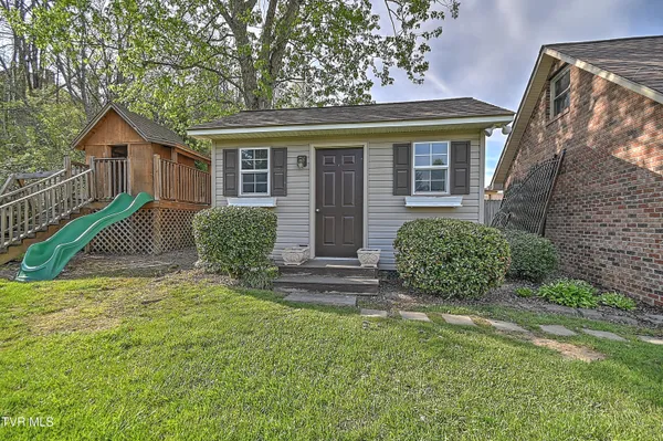 $519,900 | 2704 Suffolk Street, Kingsport, TN 37660