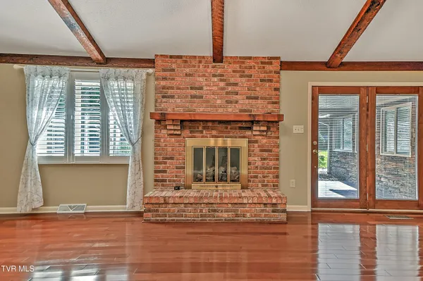 $519,900 | 2704 Suffolk Street, Kingsport, TN 37660