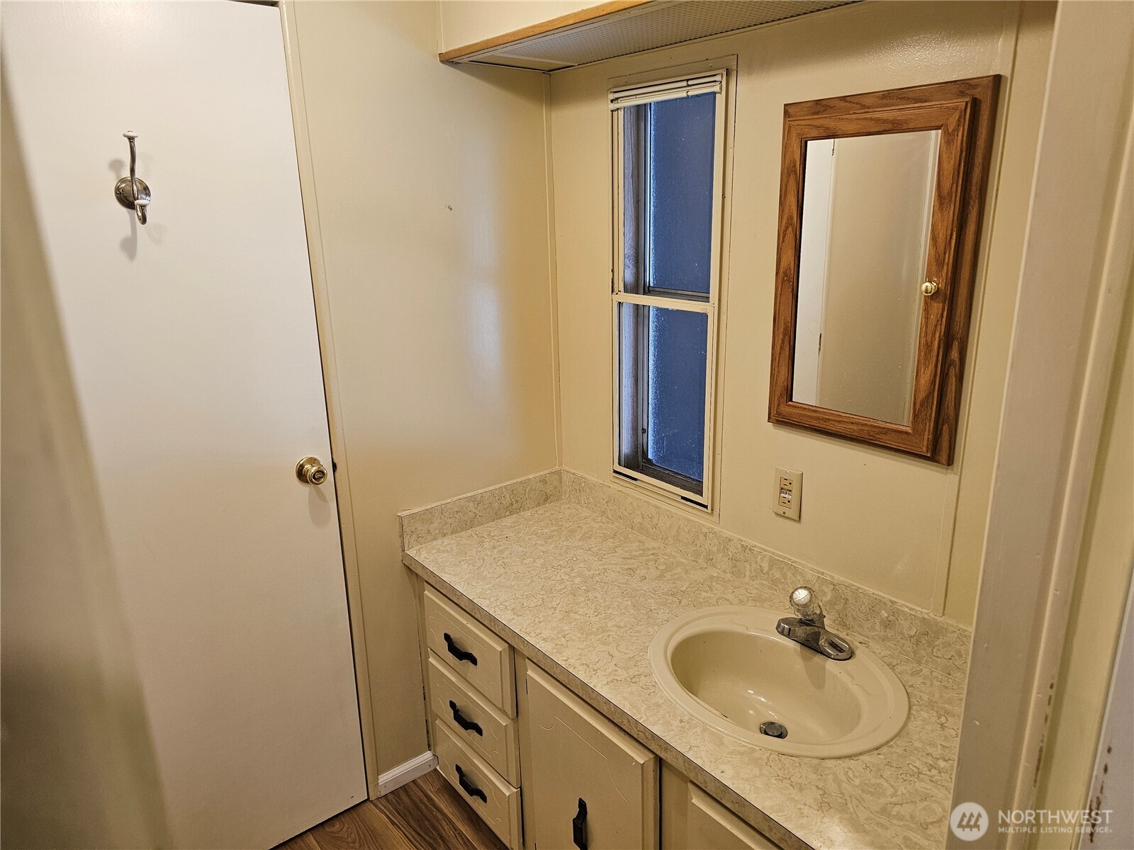 11436 Southeast 208th Street Kent, WA 98031 - Photo 20 of 28 Gallery Image 20